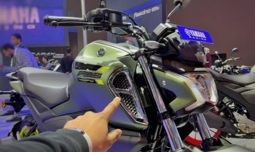 Yamaha’s New Premium Bike Delivers Power, Style, and 60kmpl Efficiency